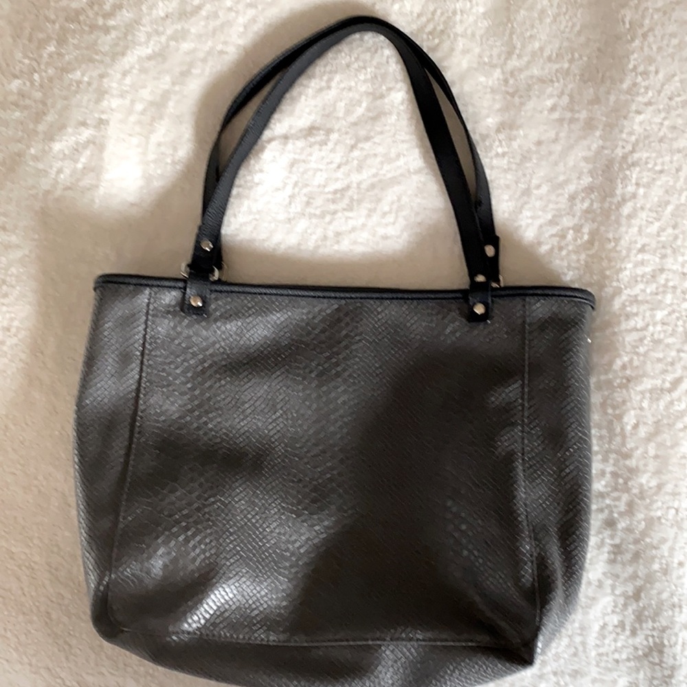 Thirtyone Paris City Faux Snakeskin Gray  Tote Leather Convertible to black